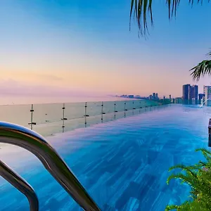 ***** Hotel Peninsula Vietnam
